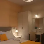 Smaragda Skopelos *