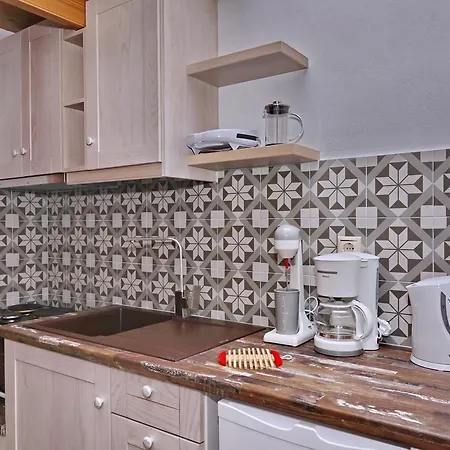 شقة Smaragda Skopelos *