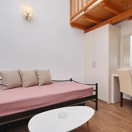 Smaragda Skopelos Agnontas