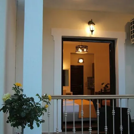 شقة Smaragda Skopelos *