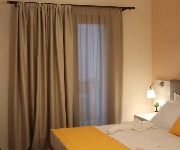 Smaragda Skopelos Apartamento *